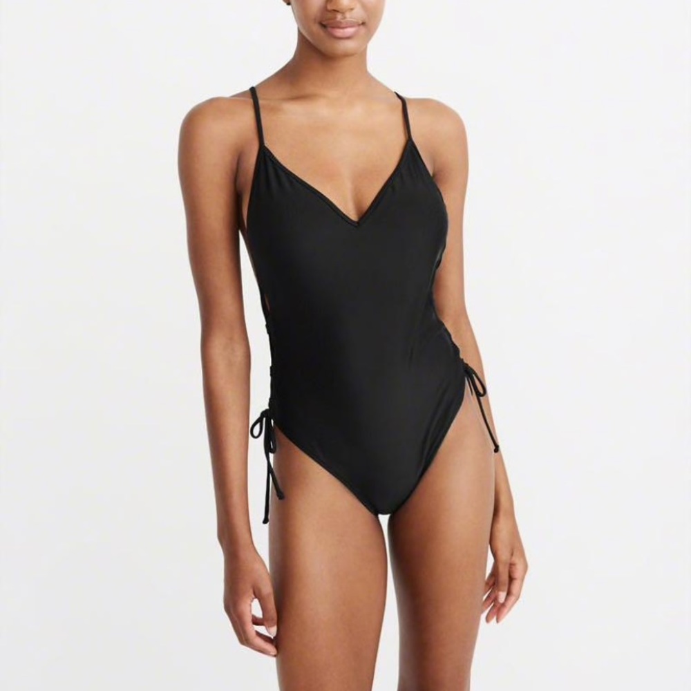 LACE-UP ONE PIECE SWIMSUIT